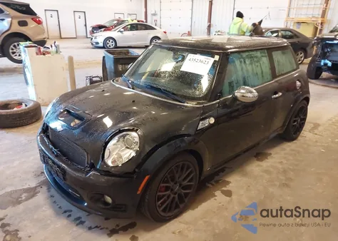 2009 Mini John Cooper Works from USA, damaged, VIN WMWMF93529TF96428